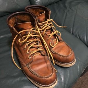 Women’s Red Wing Boots size 8